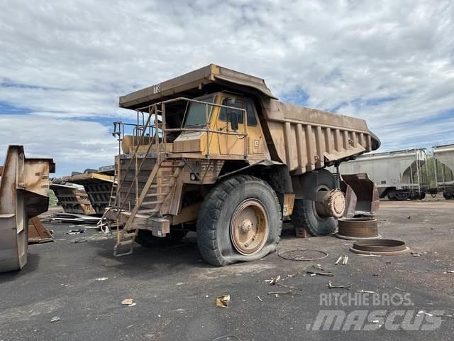 CAT 777B Articulated Haulers