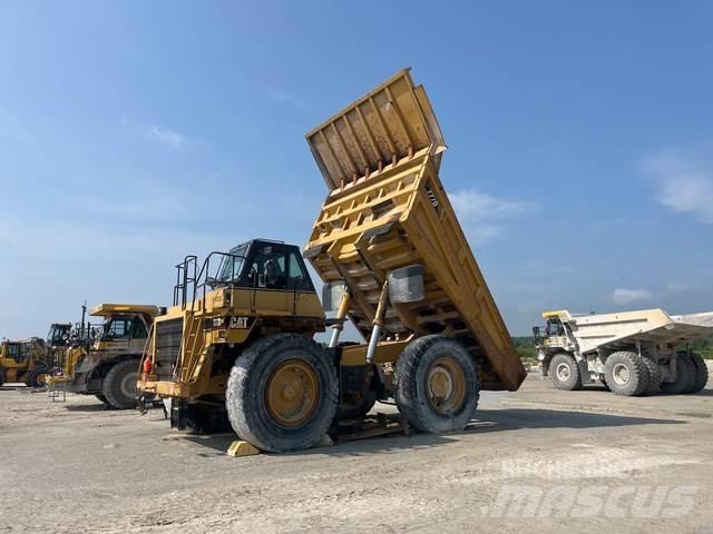 CAT 777D Articulated Haulers
