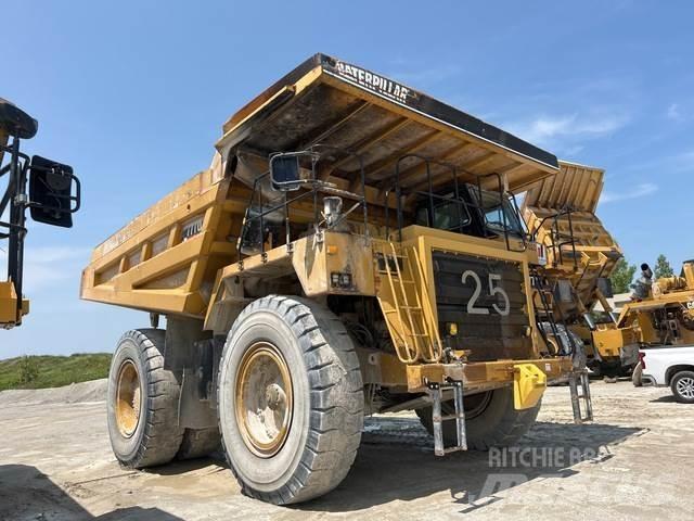 CAT 777D Articulated Haulers