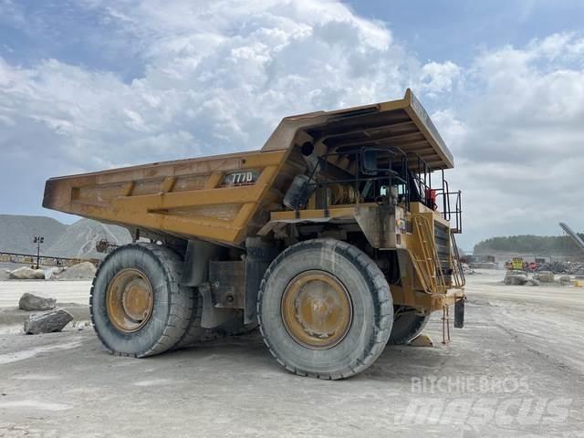 CAT 777D Articulated Haulers