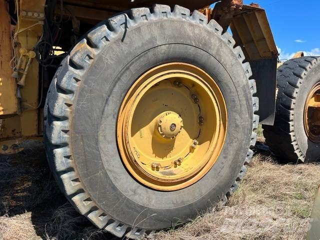 CAT 777D Other