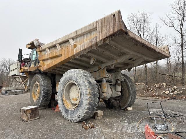 CAT 777F 777F Articulated Haulers