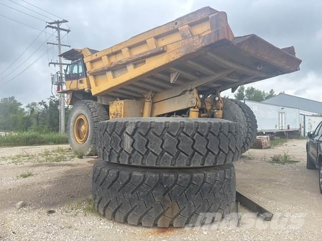 CAT 785C Articulated Haulers