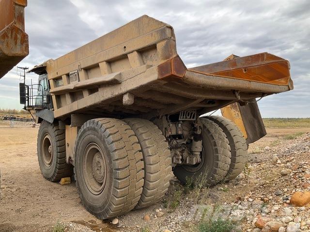 CAT 785D Articulated Haulers