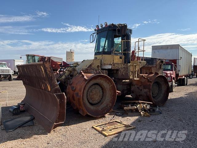 CAT 826C Soil compactors