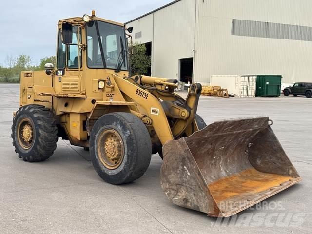 CAT 926 Wheel loaders