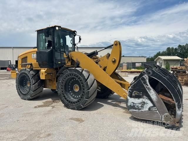 CAT 926 Wheel loaders