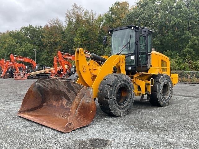 CAT 930M Wheel loaders
