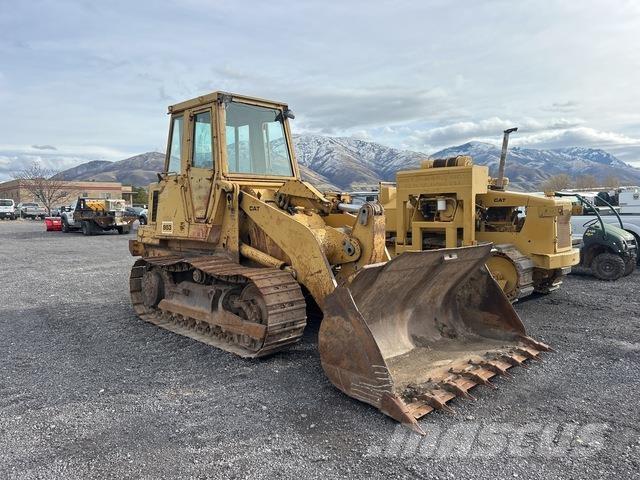 CAT 953 Crawler loaders
