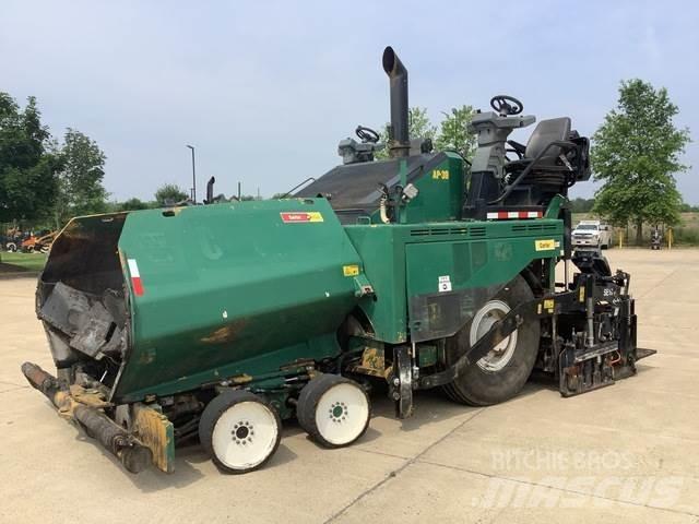 CAT AP1000F Asphalt pavers
