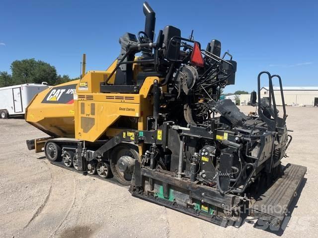 CAT AP555F Asphalt pavers