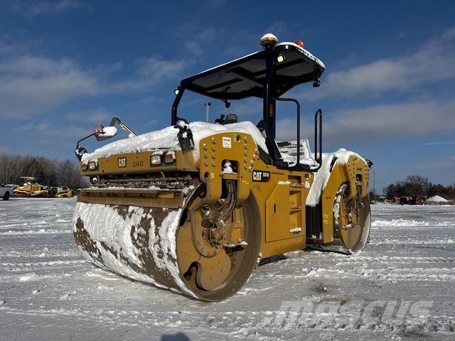 CAT CB16 Twin drum rollers