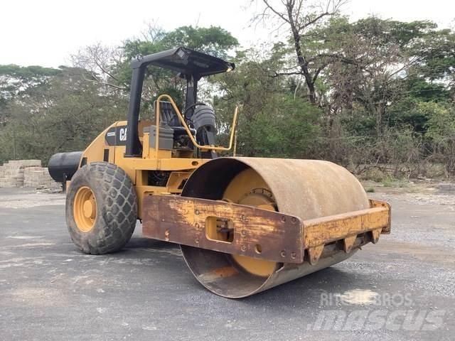 CAT CS-533E Single drum rollers