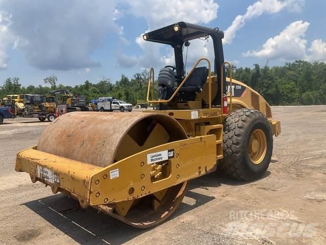 CAT CS56 Single drum rollers