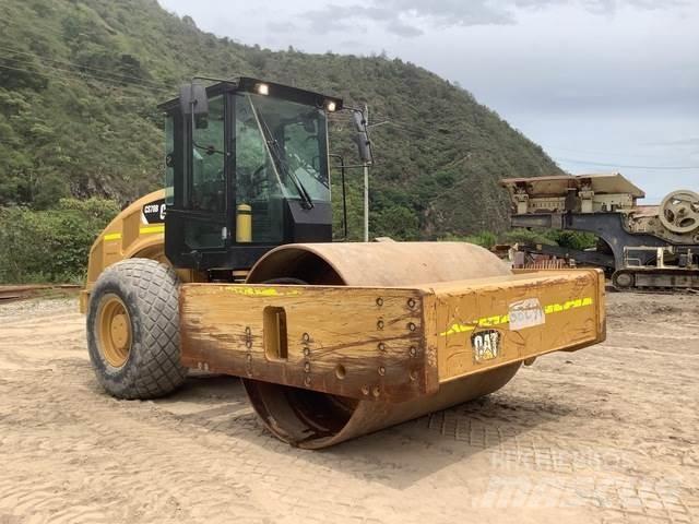 CAT CS78B Single drum rollers