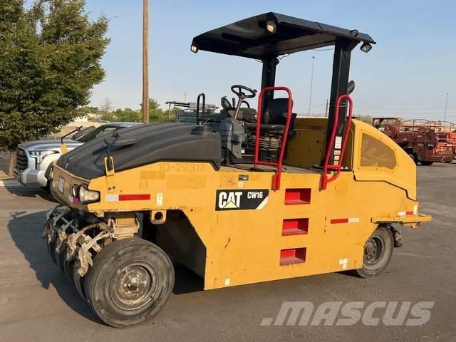 CAT CW16 Pneumatic tired rollers