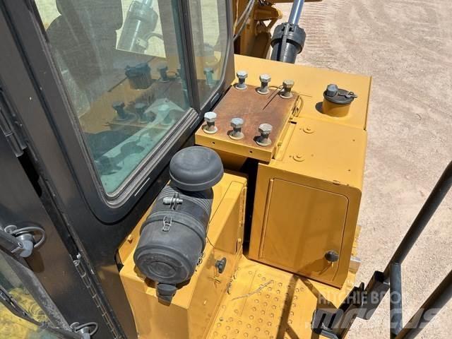 CAT D10T2 Crawler dozers