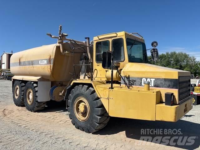 CAT D250 Water bowser