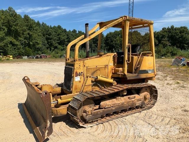 CAT D4C Crawler dozers