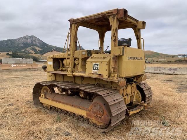 CAT D5B Tractors