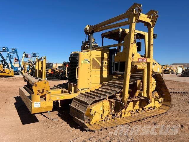 CAT D6N LGP Pipelayer dozers