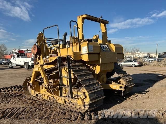 CAT D6T LGP Pipelayer dozers