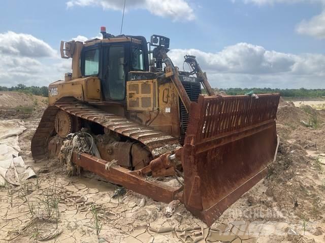 CAT D6T LGP Crawler dozers