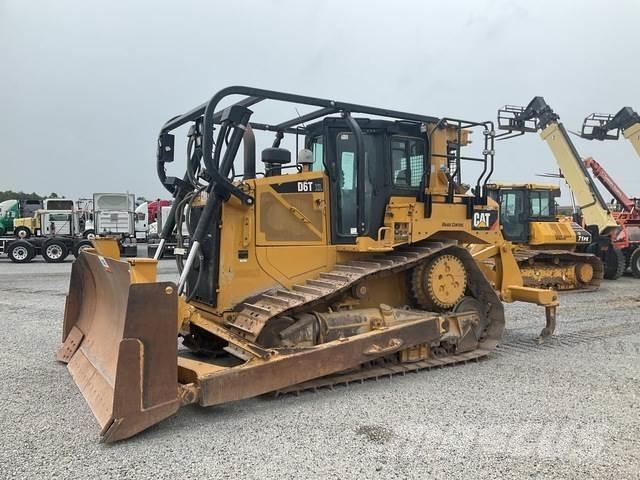 CAT D6T XL Crawler dozers