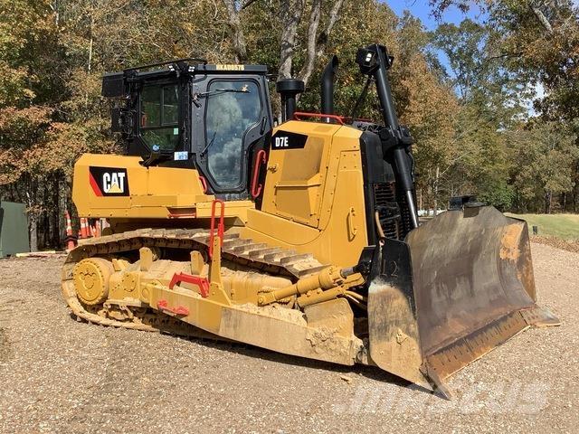 CAT D7E Crawler dozers