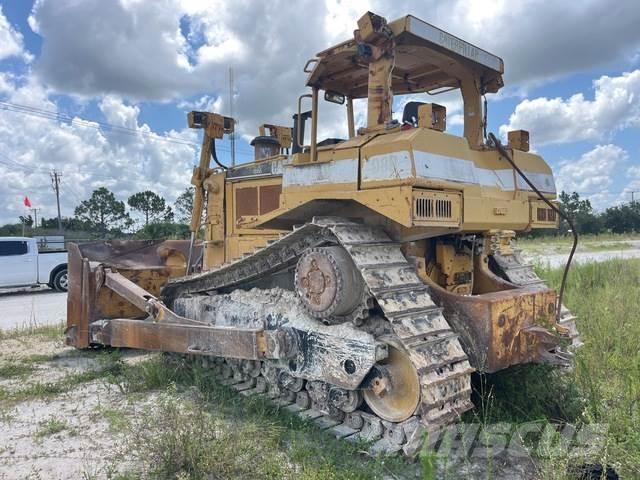 CAT D8R Crawler dozers