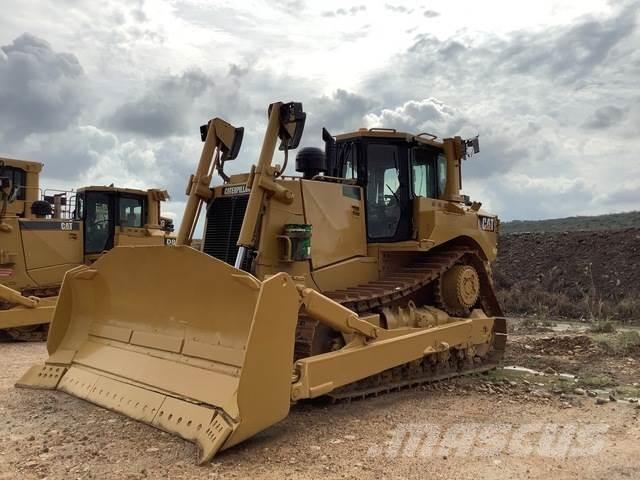 CAT D8T Crawler dozers