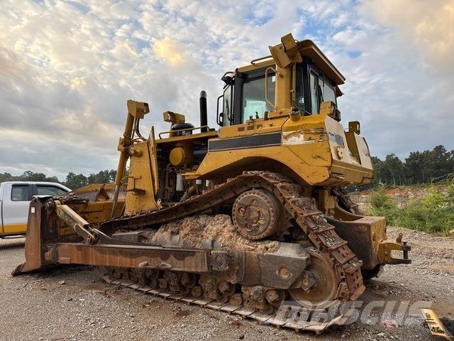 CAT D8T Crawler dozers