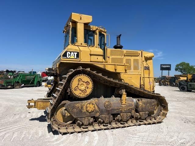 CAT D9L Crawler dozers
