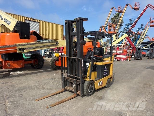 CAT EC25N Electric forklift trucks