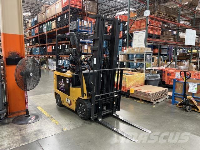 CAT EC25N Electric forklift trucks
