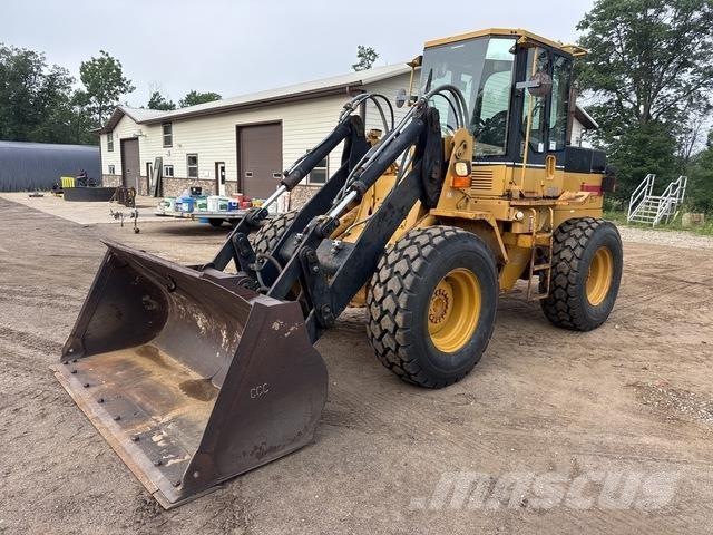 CAT IT24F Wheel loaders