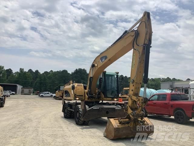 CAT M322D Wheeled excavators