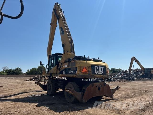 CAT M325D LMH Waste / industry handlers