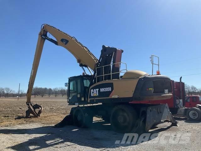 CAT MH3059 Waste / industry handlers