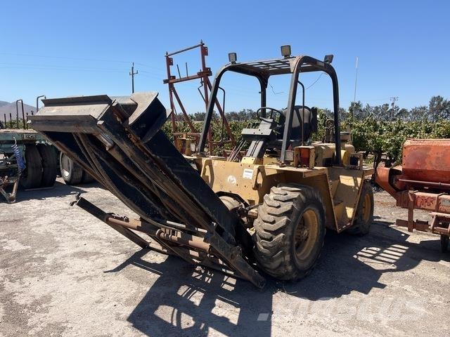 CAT R50 Rough terrain truck