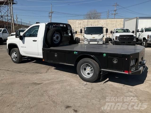 Chevrolet 3500 Flatbed / Dropside trucks