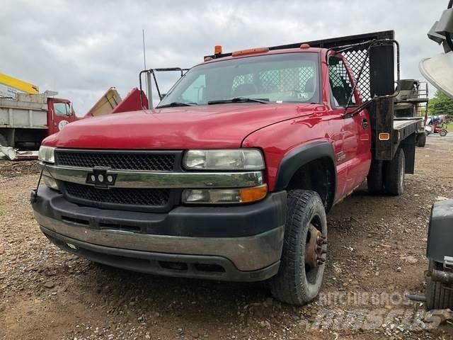 Chevrolet 3500 Flatbed / Dropside trucks