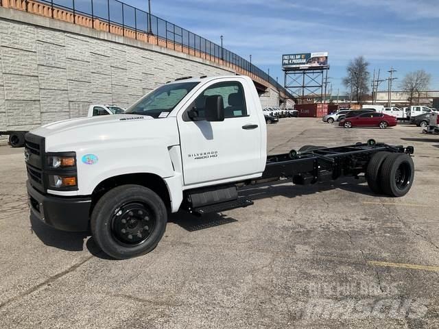 Chevrolet 4500 Cabins and interior