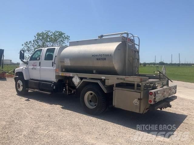 Chevrolet 7500 Water bowser