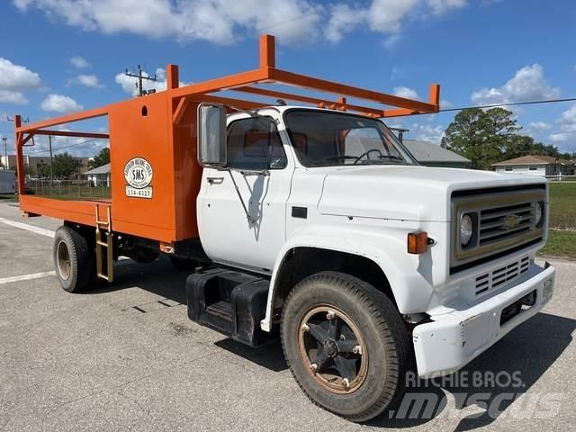 Chevrolet C7 Flatbed / Dropside trucks