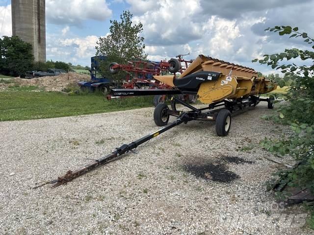 CLAAS 1230 Combine harvester heads