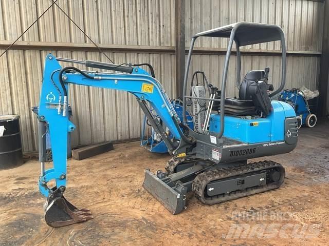  Cratos CMX18 Crawler excavators