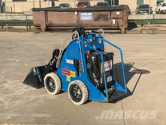  Cratos Sherpa Skid steer loaders