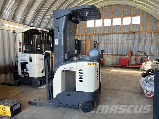 Crown RR5000 Reach truck