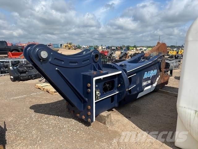Daemo DMS700 Crushers